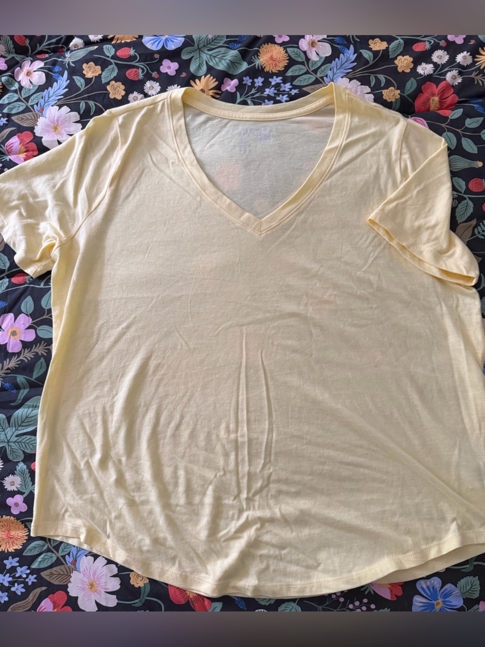 Aeropostale Pale Yellow Logo Graphic Tee